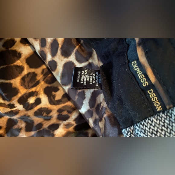 🦊Express Editor pant. Tweed black and white. New with tags. Satin lined. - Picture 9 of 15